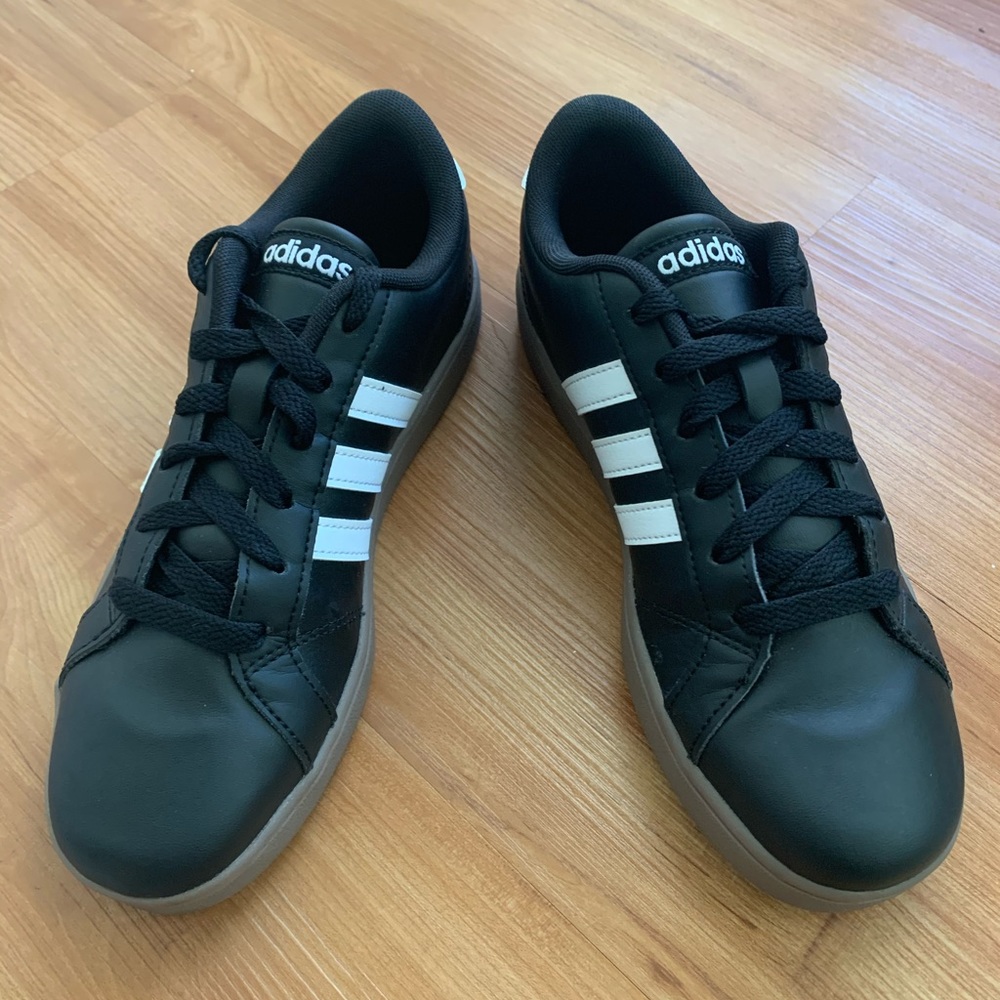 Shoes - Picture 3 of 3